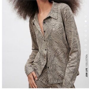 Marble print button down